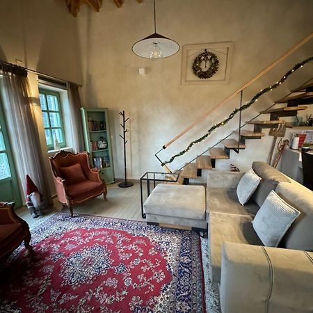 Aristi Boutique Stonehouse With Attic Apartamento Exterior foto