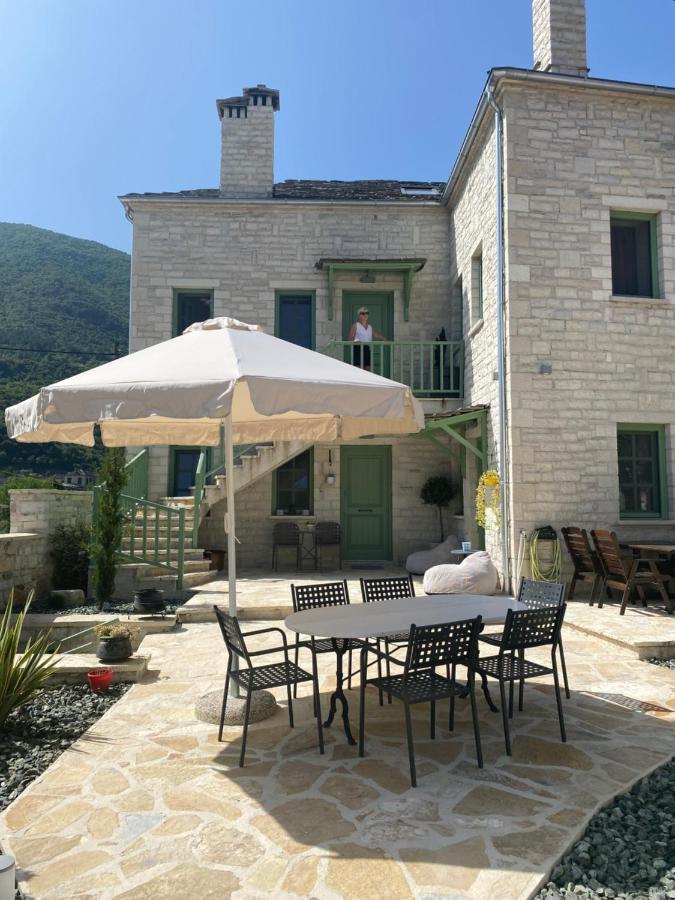 Aristi Boutique Stonehouse With Attic Apartamento Exterior foto