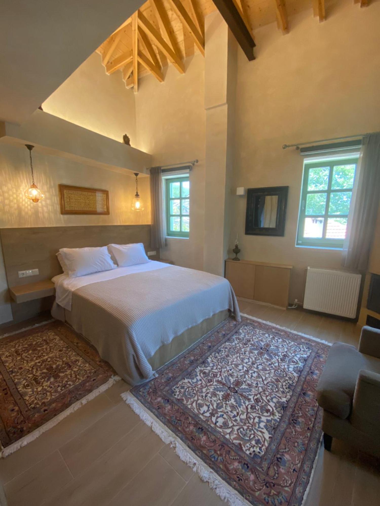 Aristi Boutique Stonehouse With Attic Apartamento Exterior foto