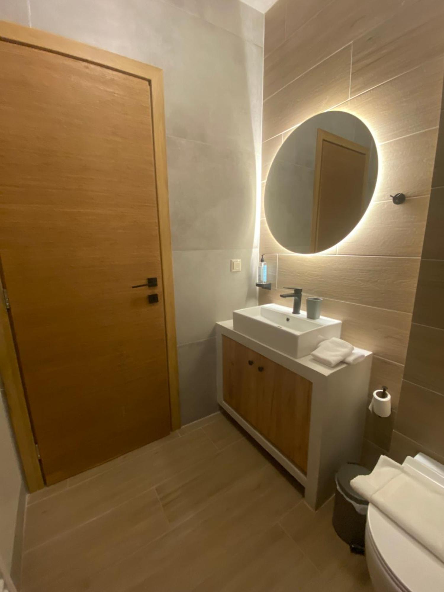 Aristi Boutique Stonehouse With Attic Apartamento Exterior foto