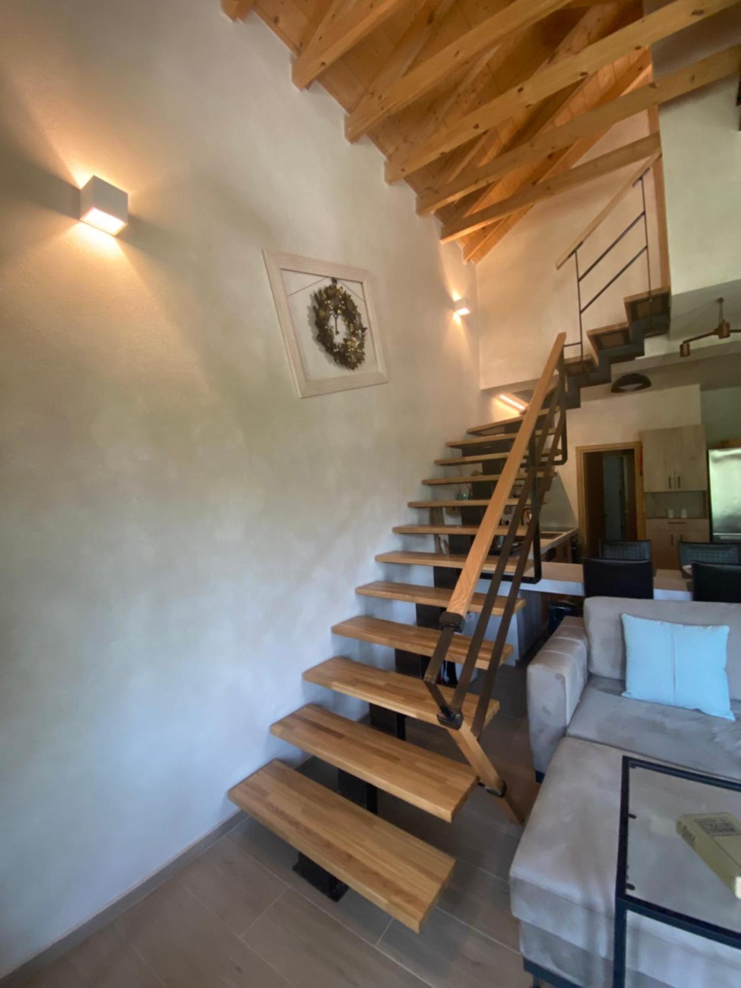 Aristi Boutique Stonehouse With Attic Apartamento Exterior foto