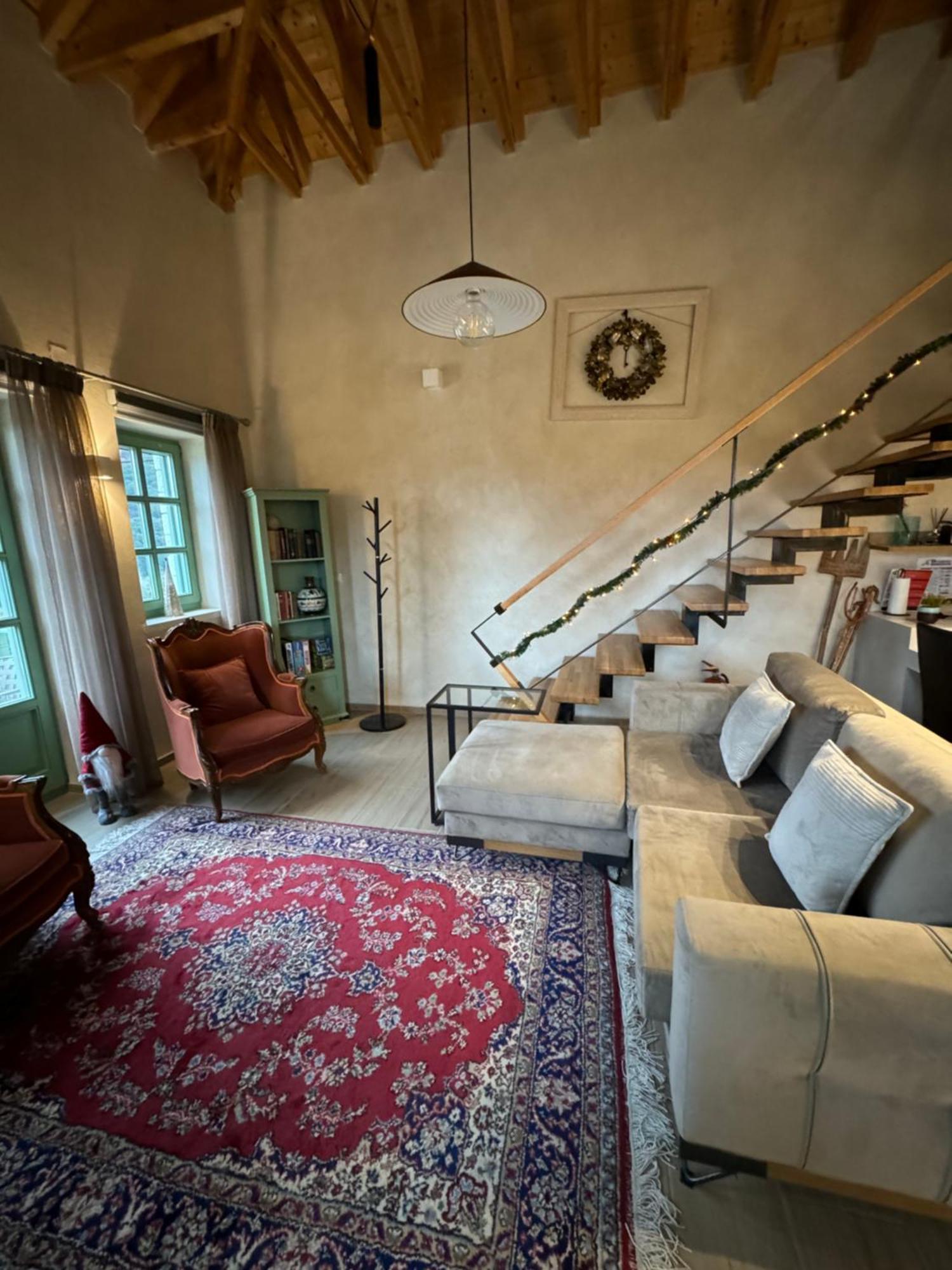 Aristi Boutique Stonehouse With Attic Apartamento Exterior foto