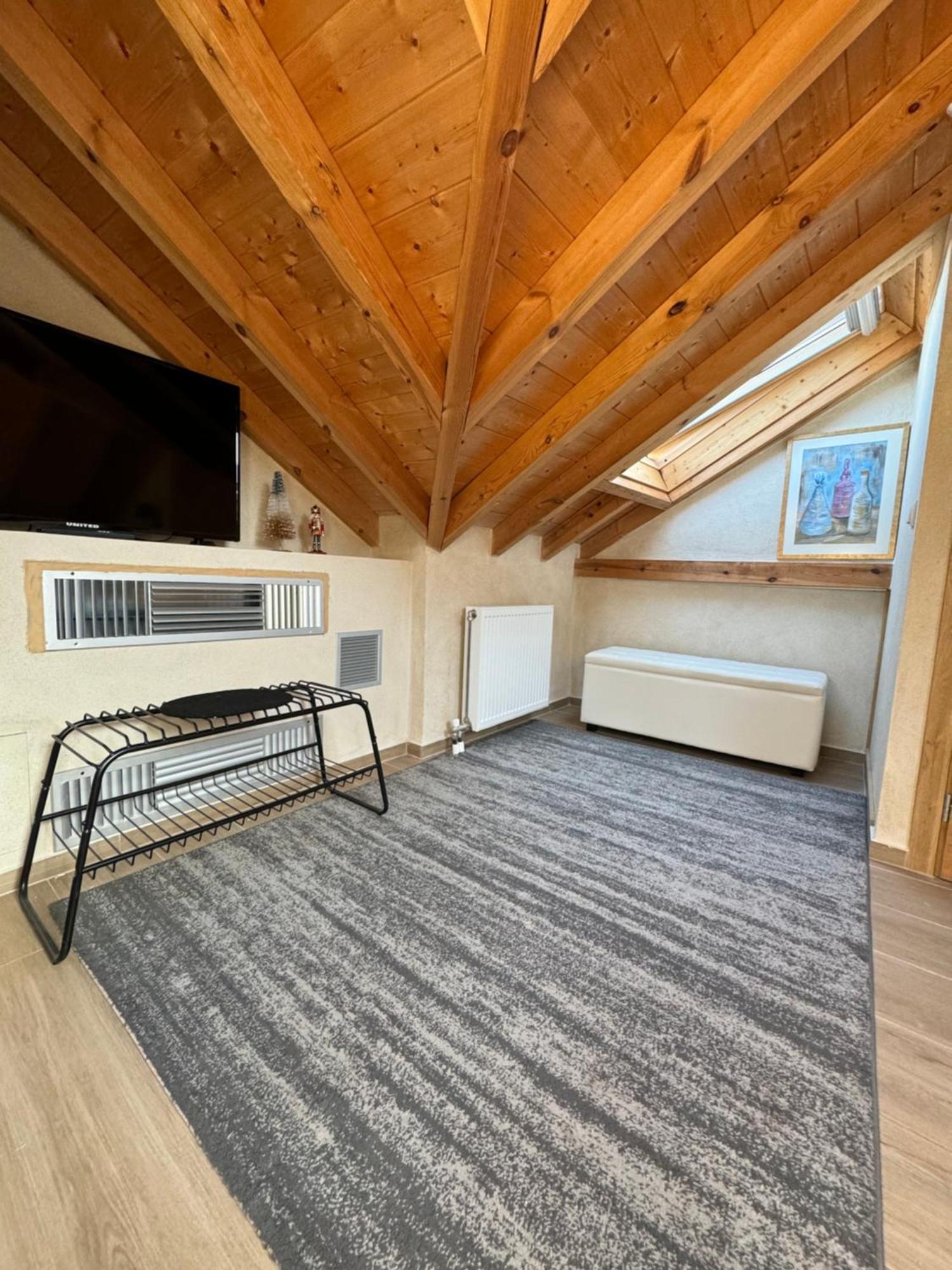 Aristi Boutique Stonehouse With Attic Apartamento Exterior foto
